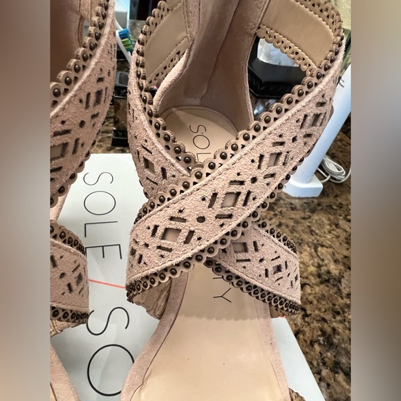 Sole Society Heels - Picture 3 of 16